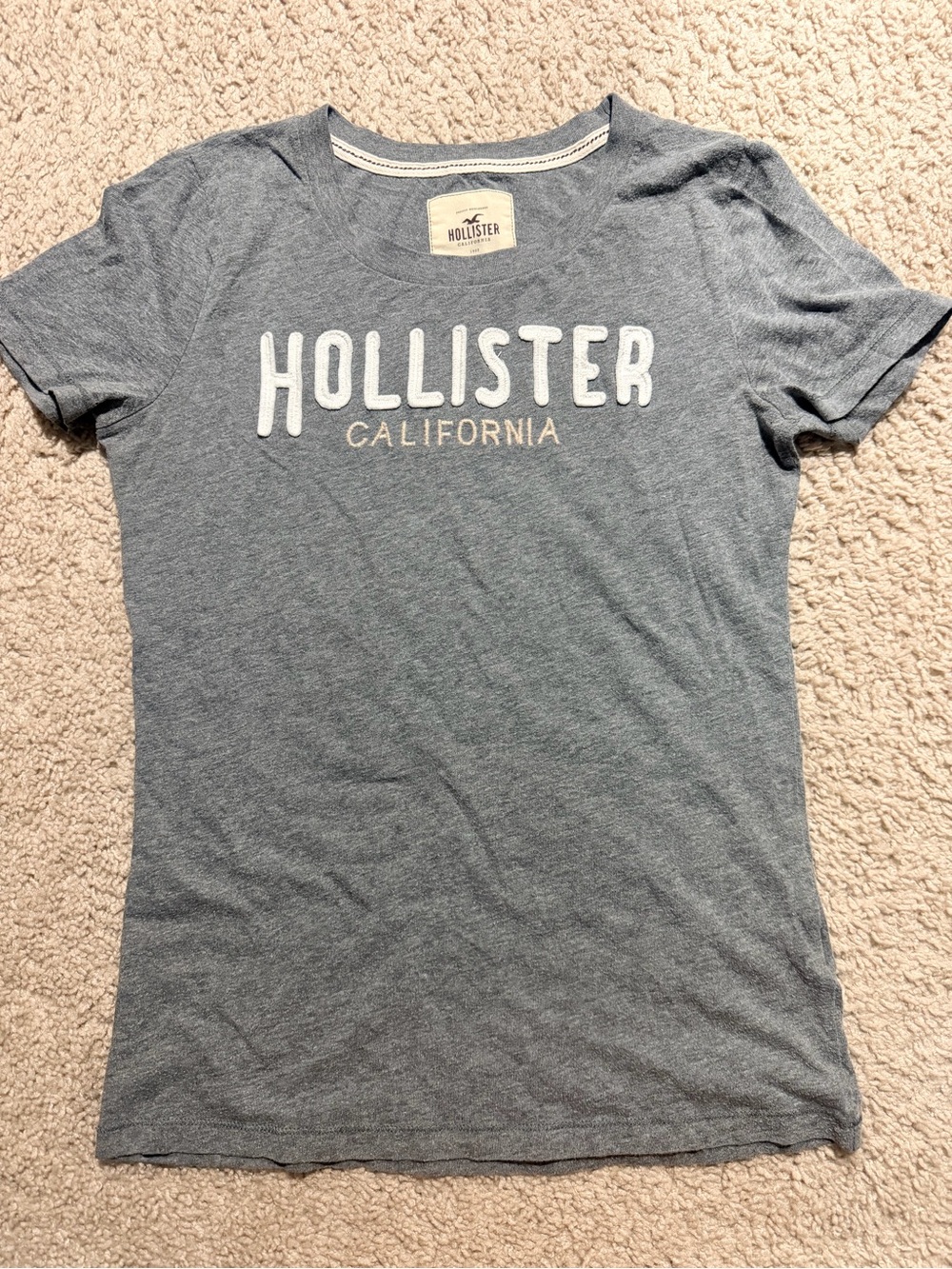 Hollister Women's Heather Gray Logo Tee
